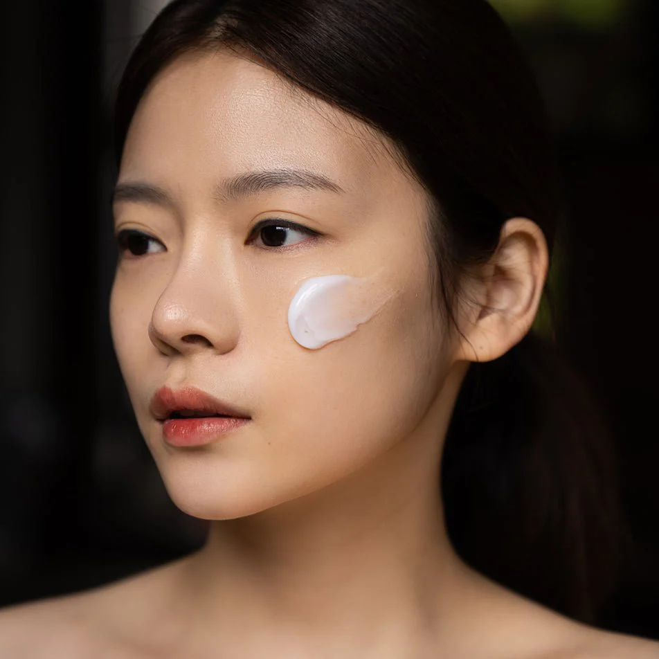 House Of Dohwa Peach Blossom Overnight Mask 50Ml - Image 3